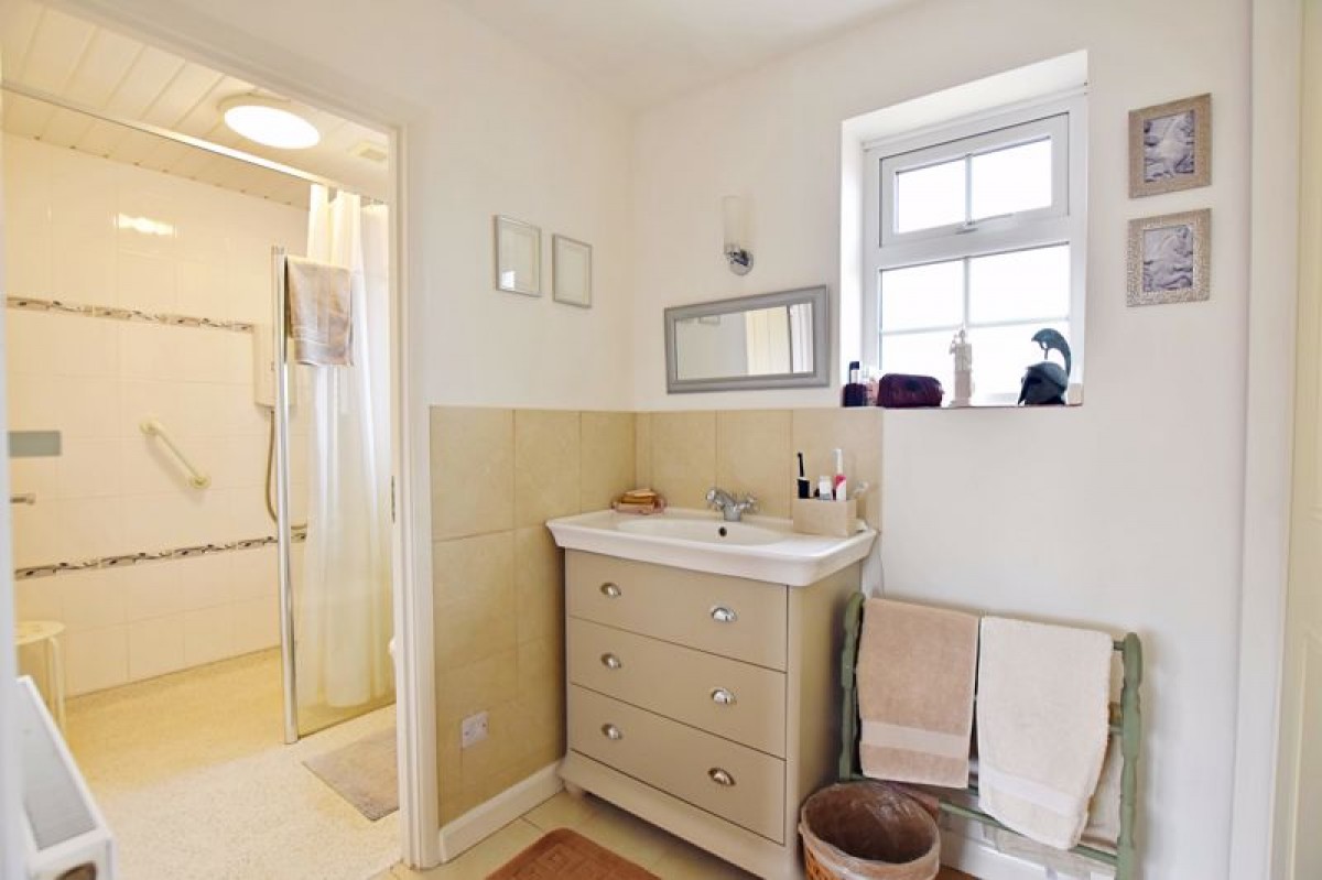Images for Church Road, Branston, Lincoln
