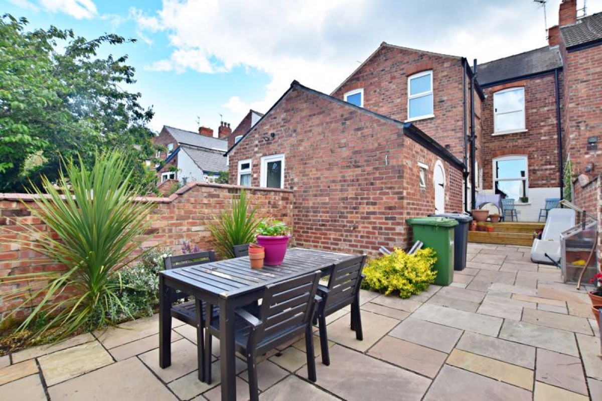 Images for May Crescent, West End, Lincoln
