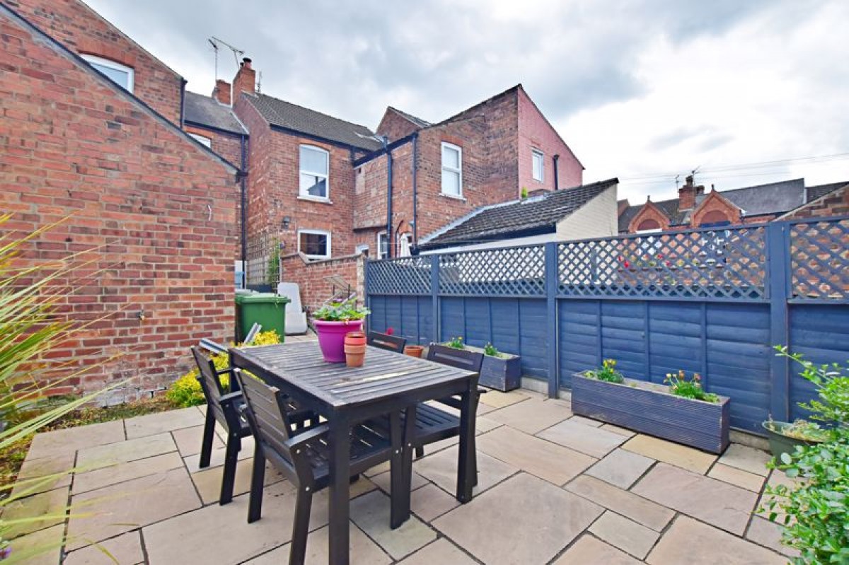 Images for May Crescent, West End, Lincoln