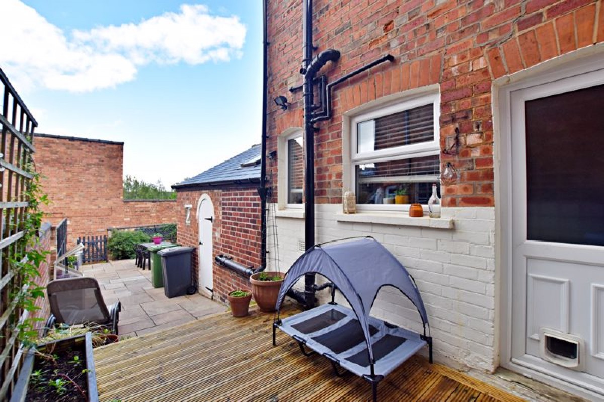 Images for May Crescent, West End, Lincoln