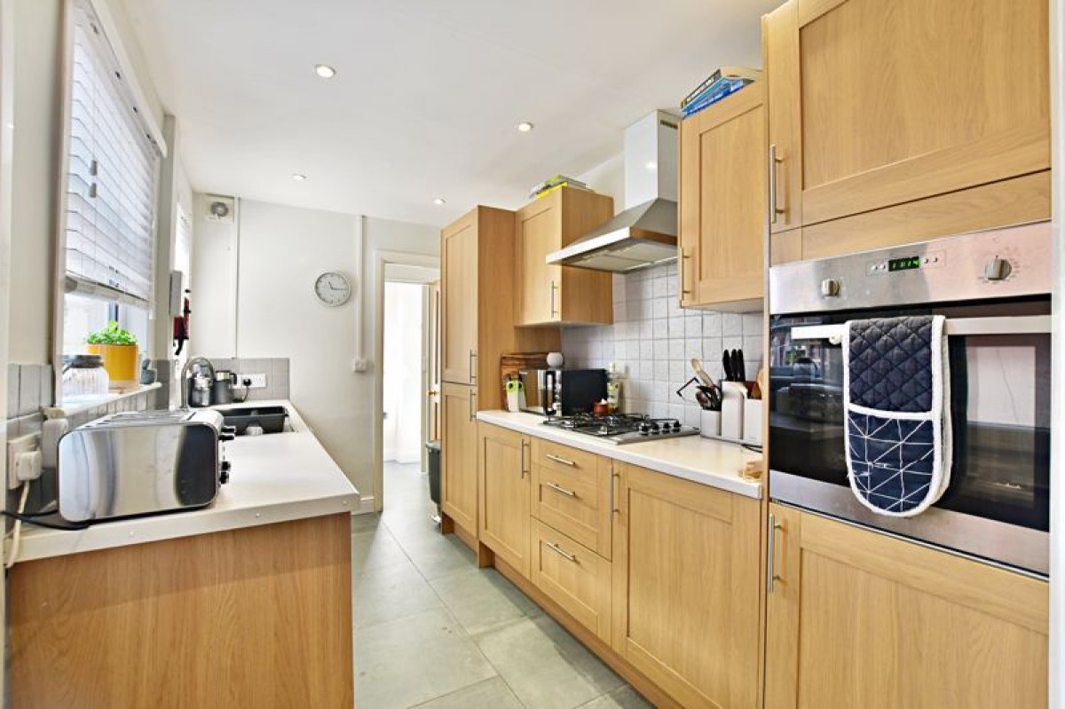 Images for May Crescent, West End, Lincoln