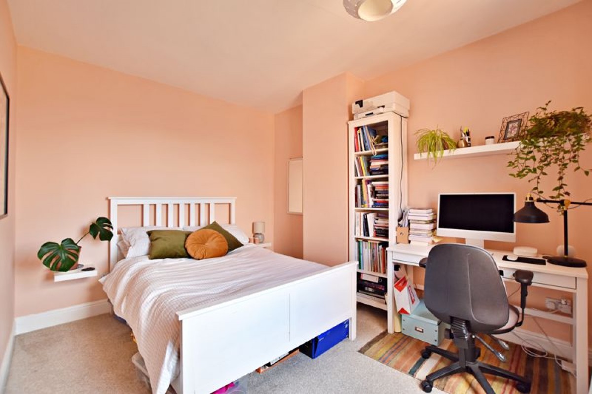 Images for May Crescent, West End, Lincoln