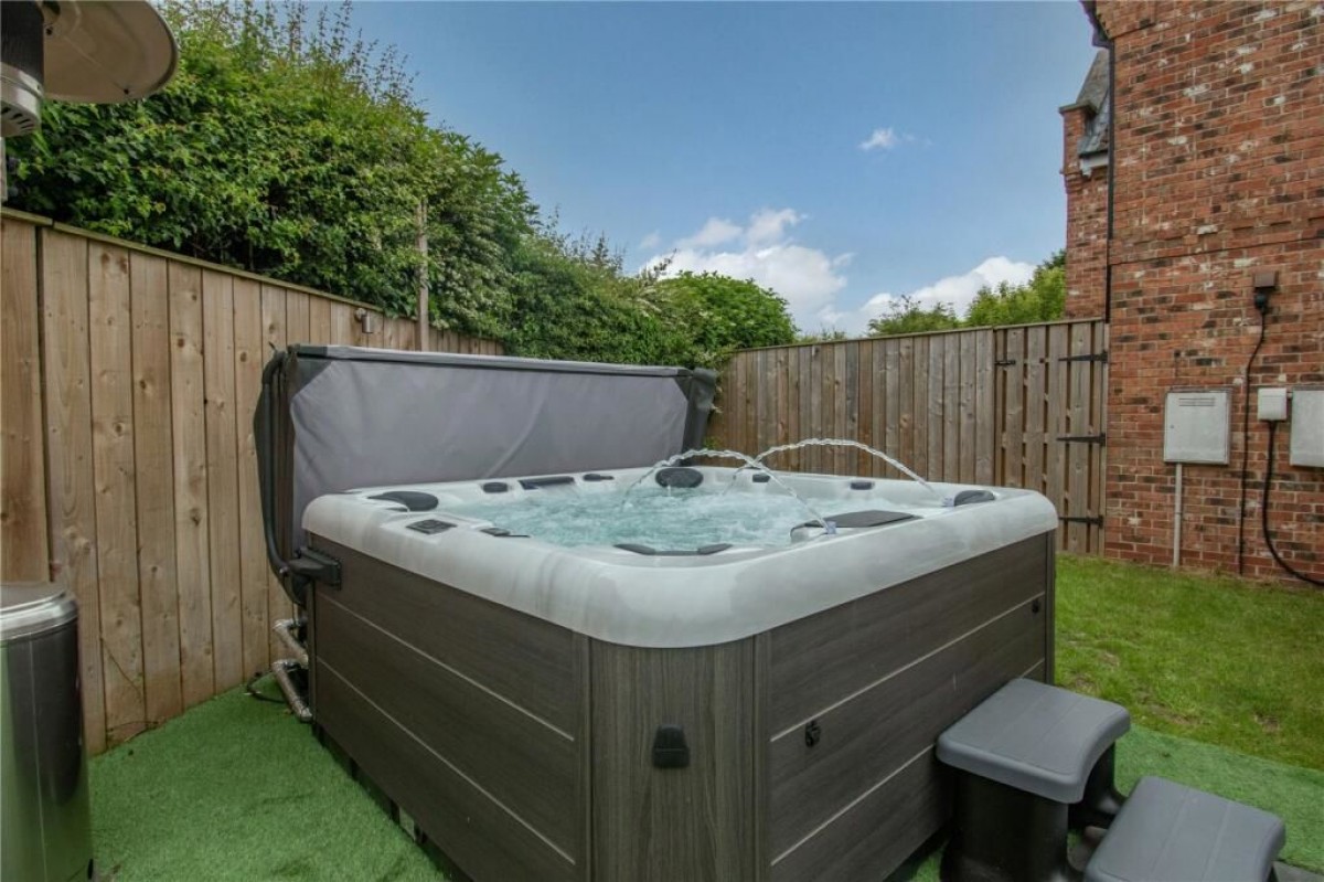 Images for Highbury, Bracon, Belton