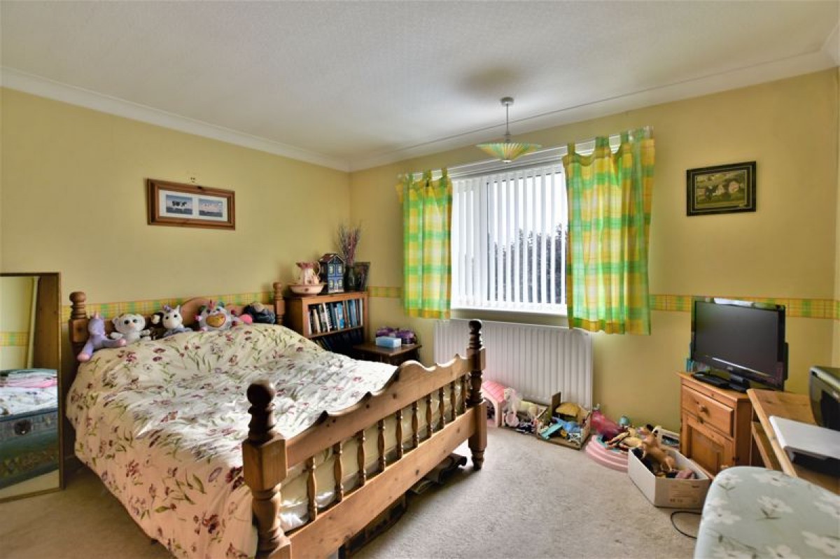 Images for Constance Avenue, Lincoln