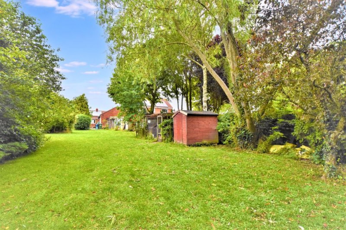 Images for Lowthorpe, Southrey