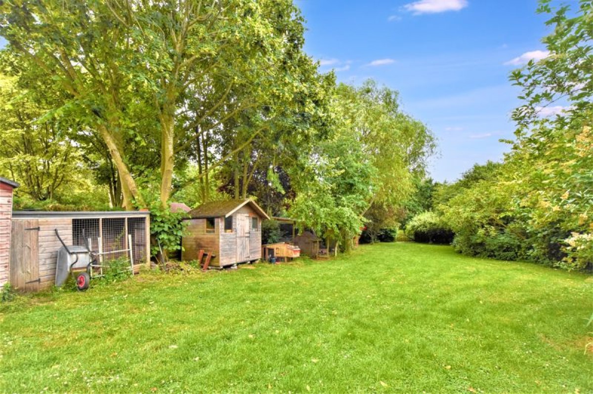Images for Lowthorpe, Southrey