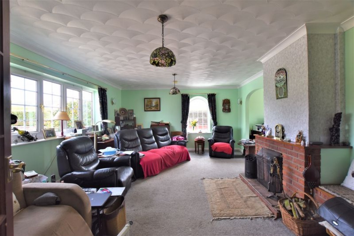 Images for Lowthorpe, Southrey
