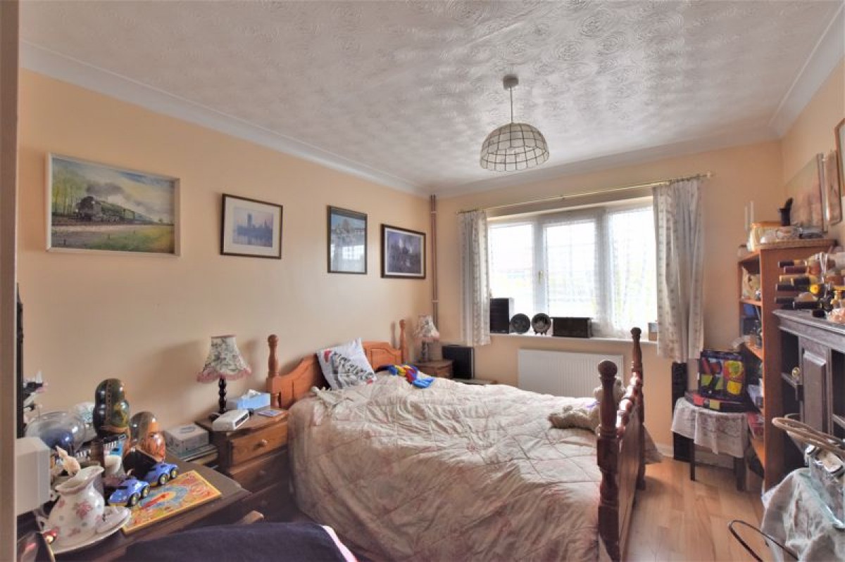 Images for Lowthorpe, Southrey