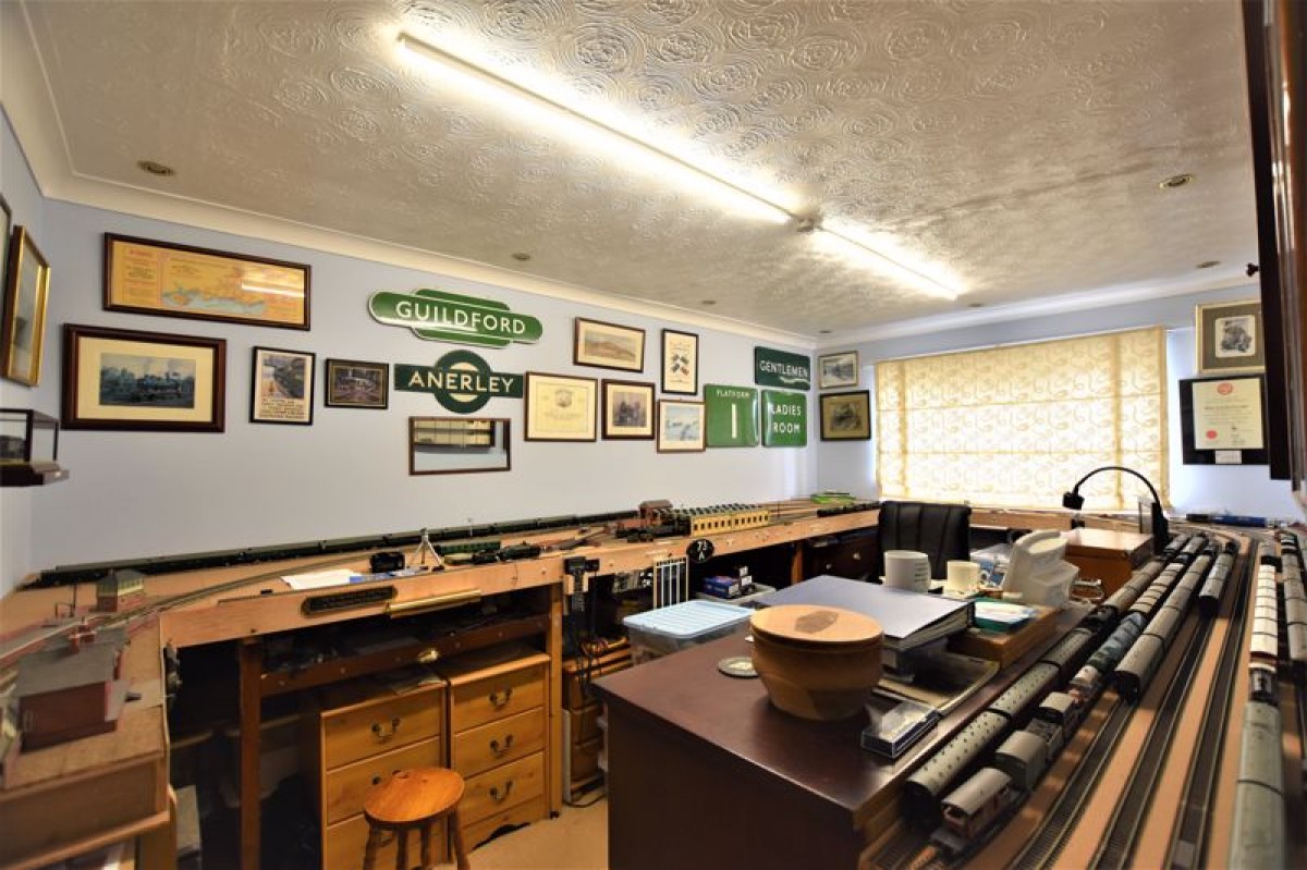 Images for Lowthorpe, Southrey