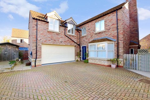 View Full Details for Foxford Lane, Cherry Willingham, Lincoln