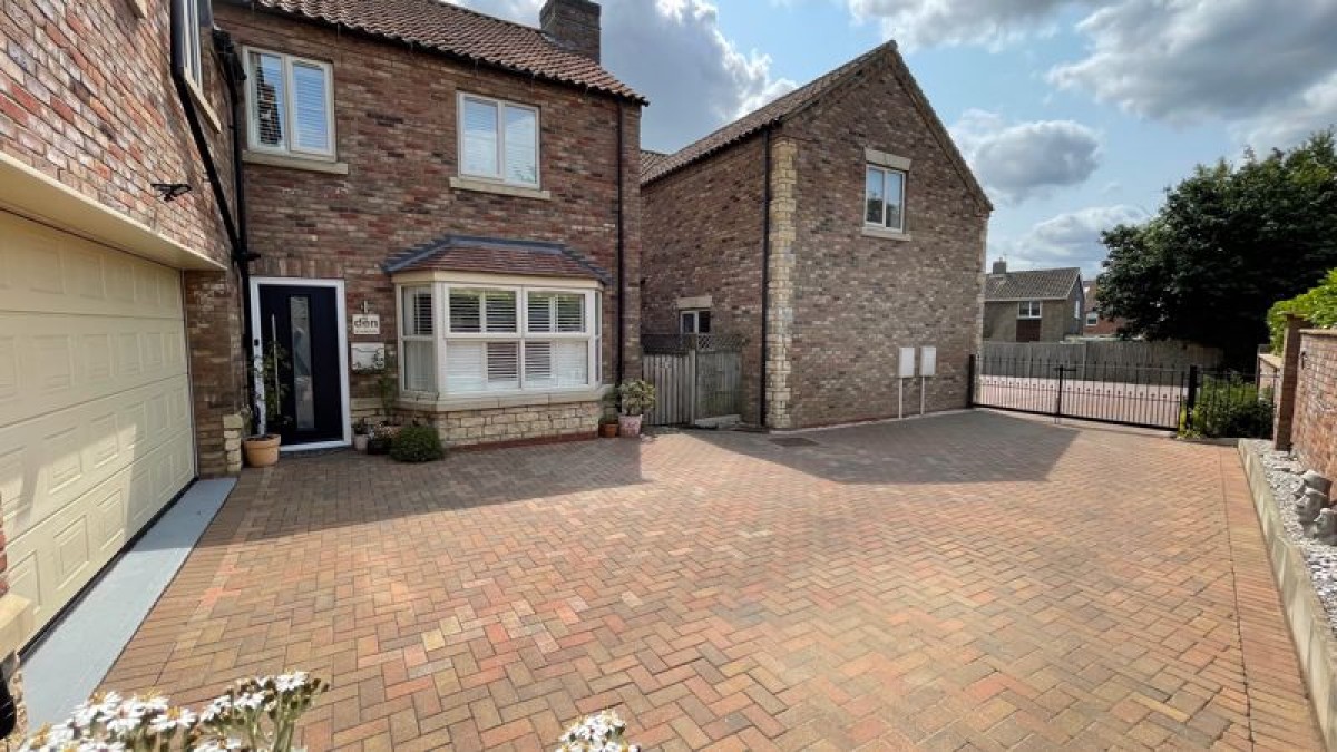 Images for Foxford Lane, Cherry Willingham, Lincoln