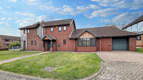 View Full Details for Nightingale Close, Scunthorpe