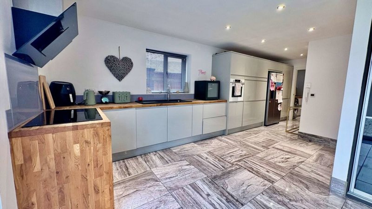 Images for Lincoln Road, Saxilby, Lincoln