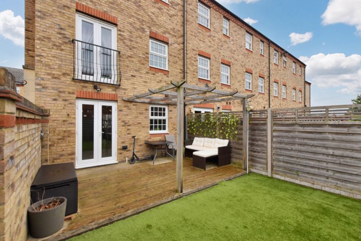 Images for Squirrel Chase, Witham St Hughs, Lincoln