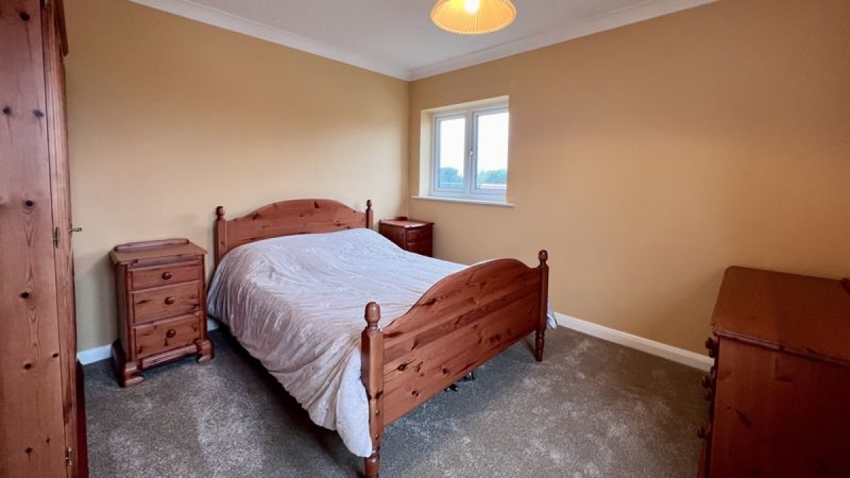 Images for The Hawthorns, 14 Trentside, Derrythorpe, DN17 3JB