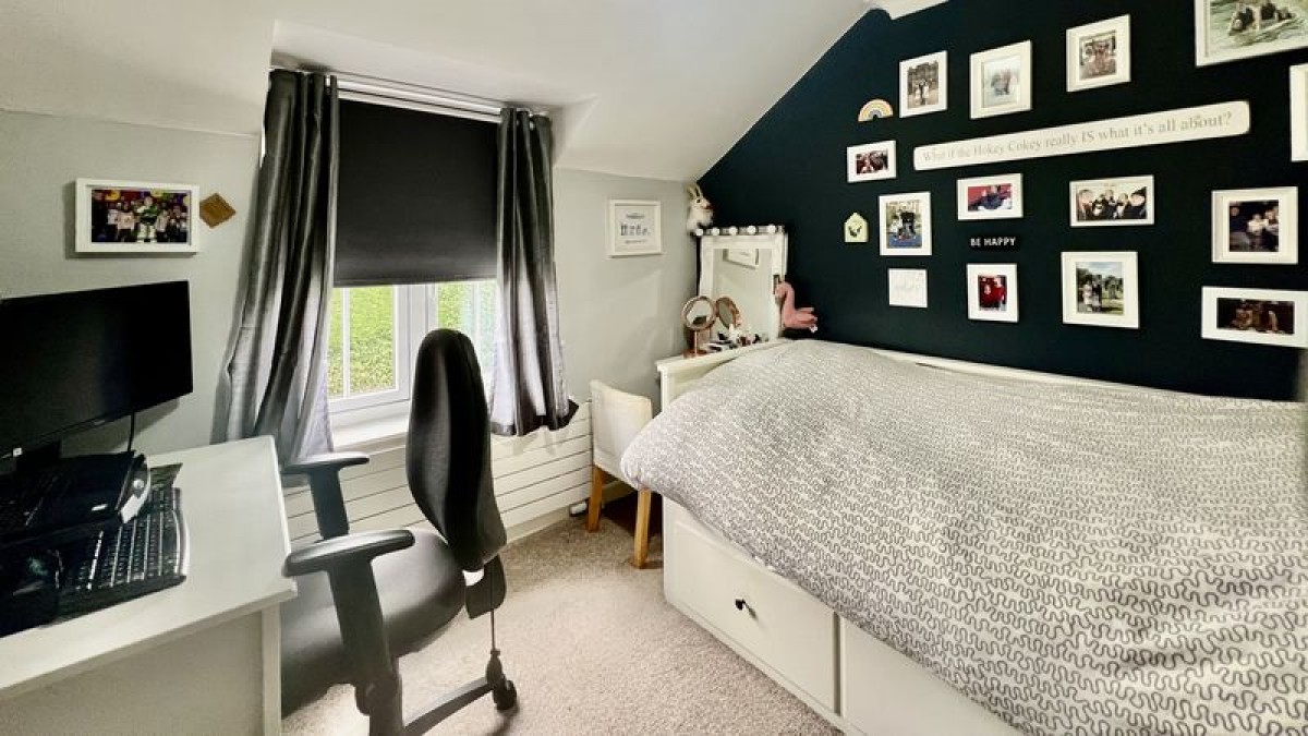 Images for New Row, Messingham