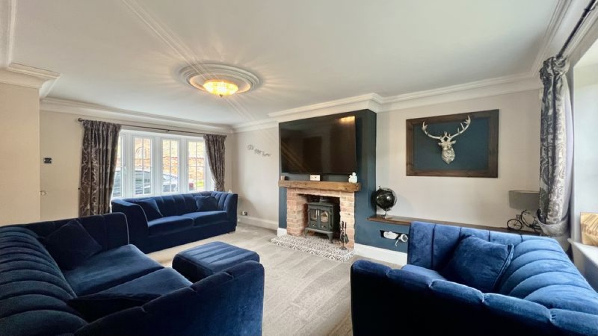 Images for New Row, Messingham