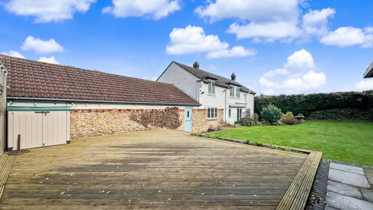 Images for New Row, Messingham