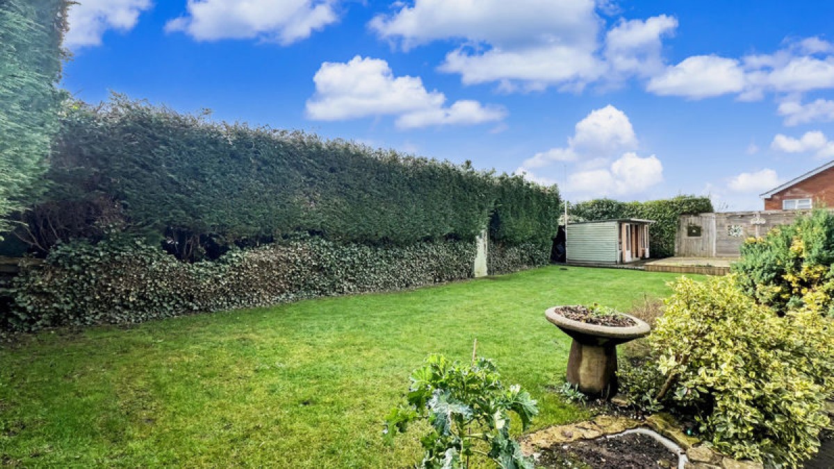 Images for New Row, Messingham