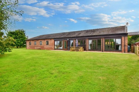 Blackthorn Barn, Dairy Farm, Blankney, Lincoln