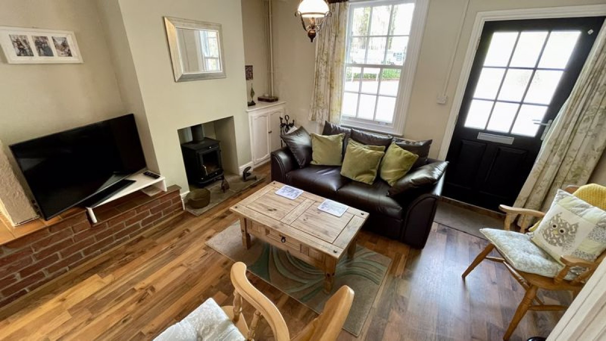 Images for Little Willie Cottage, Union Road, Lincoln