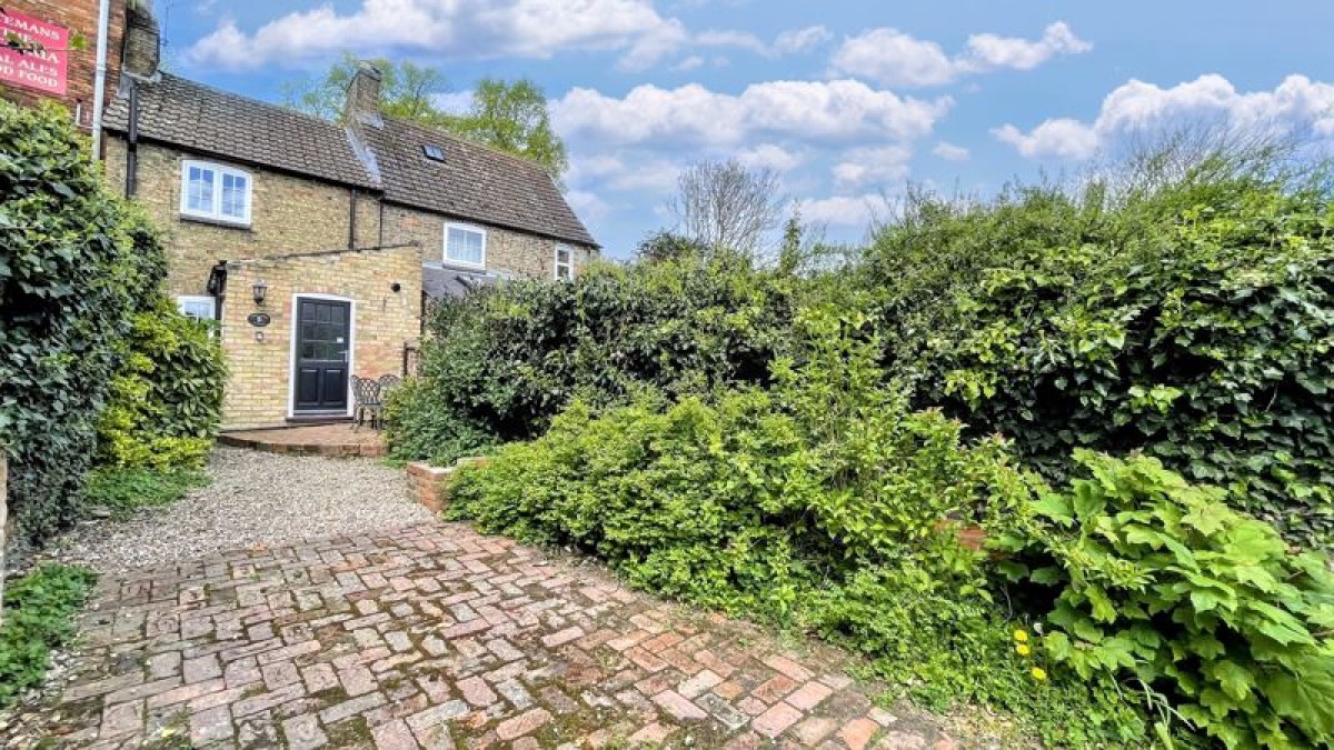 Images for Little Willie Cottage, Union Road, Lincoln