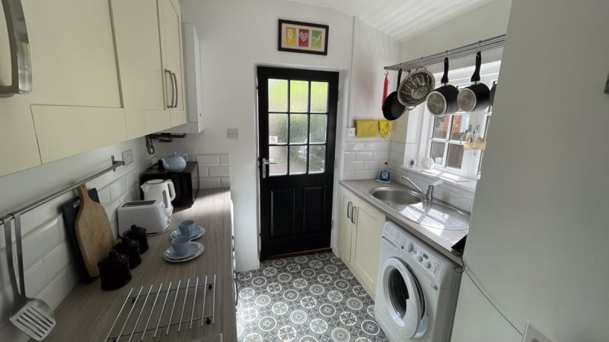 Images for Little Willie Cottage, Union Road, Lincoln