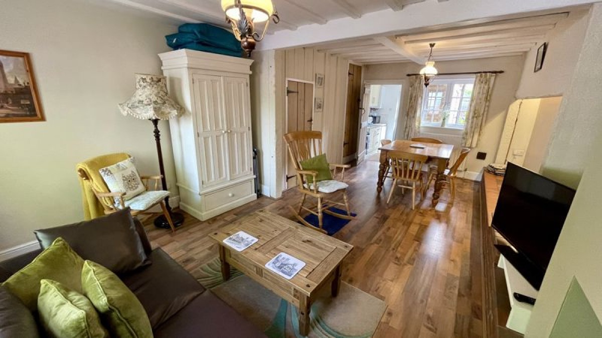 Images for Little Willie Cottage, Union Road, Lincoln