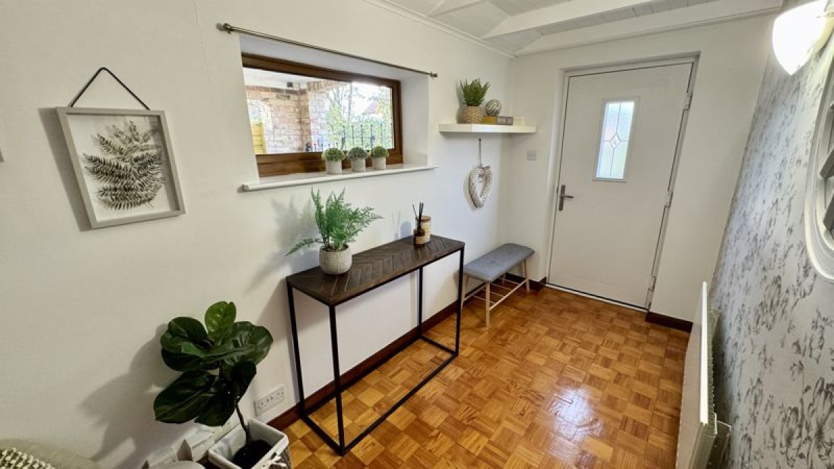 Images for Cobweb Cottage, Dunholme Road, Lincoln