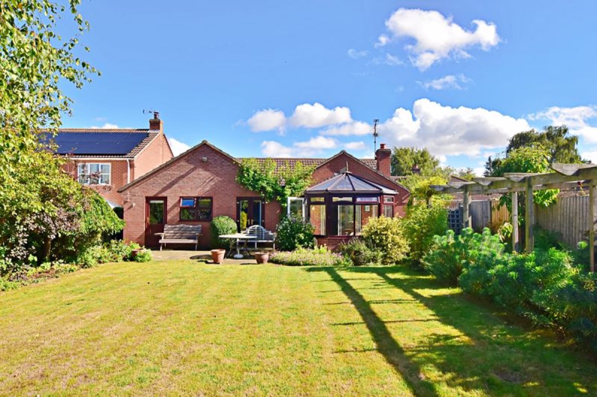 Images for Dycote Lane, Welbourn, Lincoln