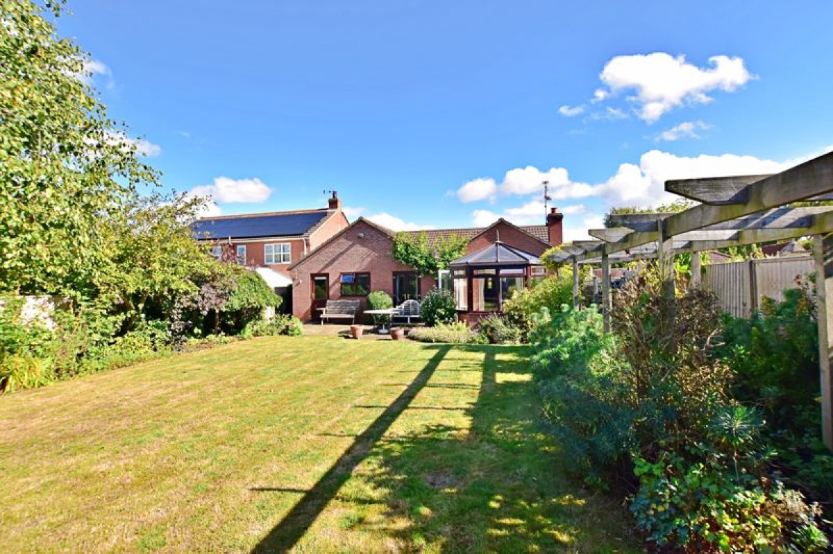 Images for Dycote Lane, Welbourn, Lincoln