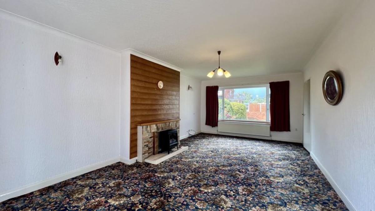 Images for Cliff Avenue, Winterton