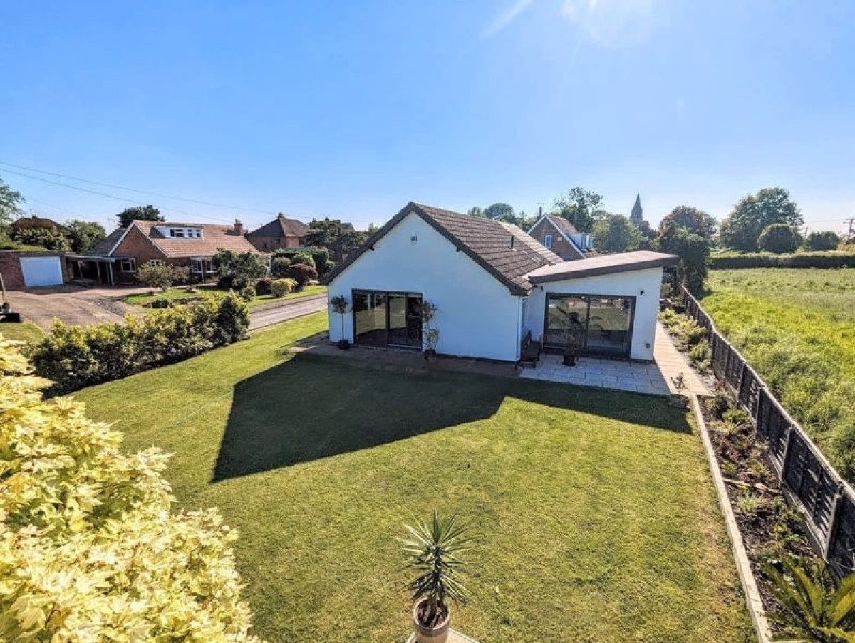 Images for Cliff View, Aisthorpe, Lincoln