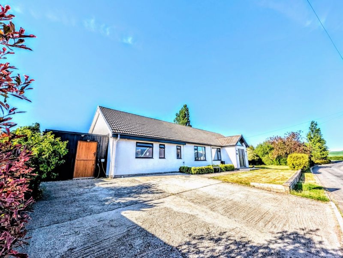 Images for Cliff View, Aisthorpe, Lincoln