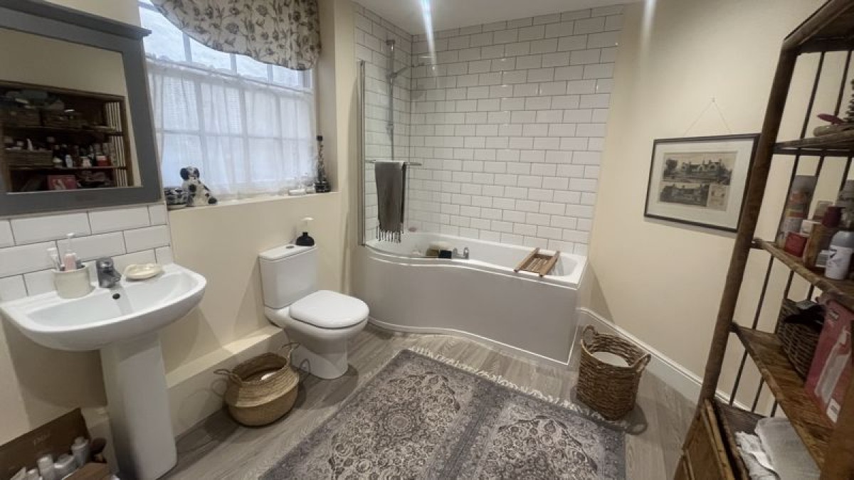 Images for Mercer Row, Louth