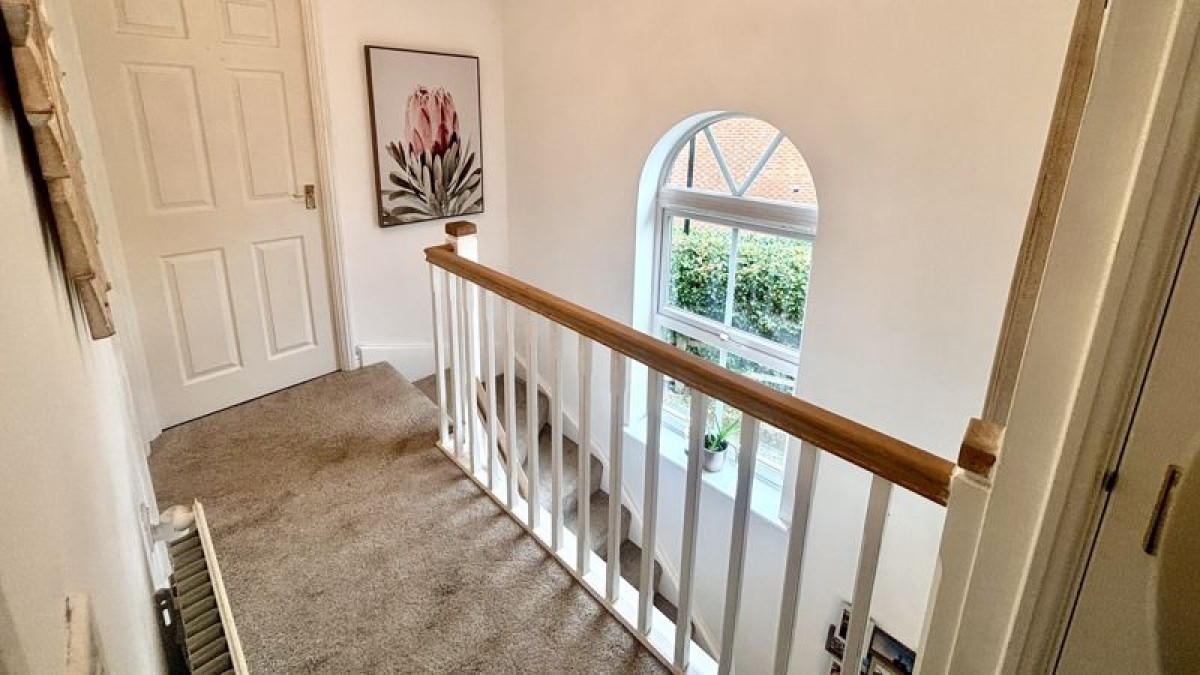 Images for Oak Tree Drive, Witham St. Hughs