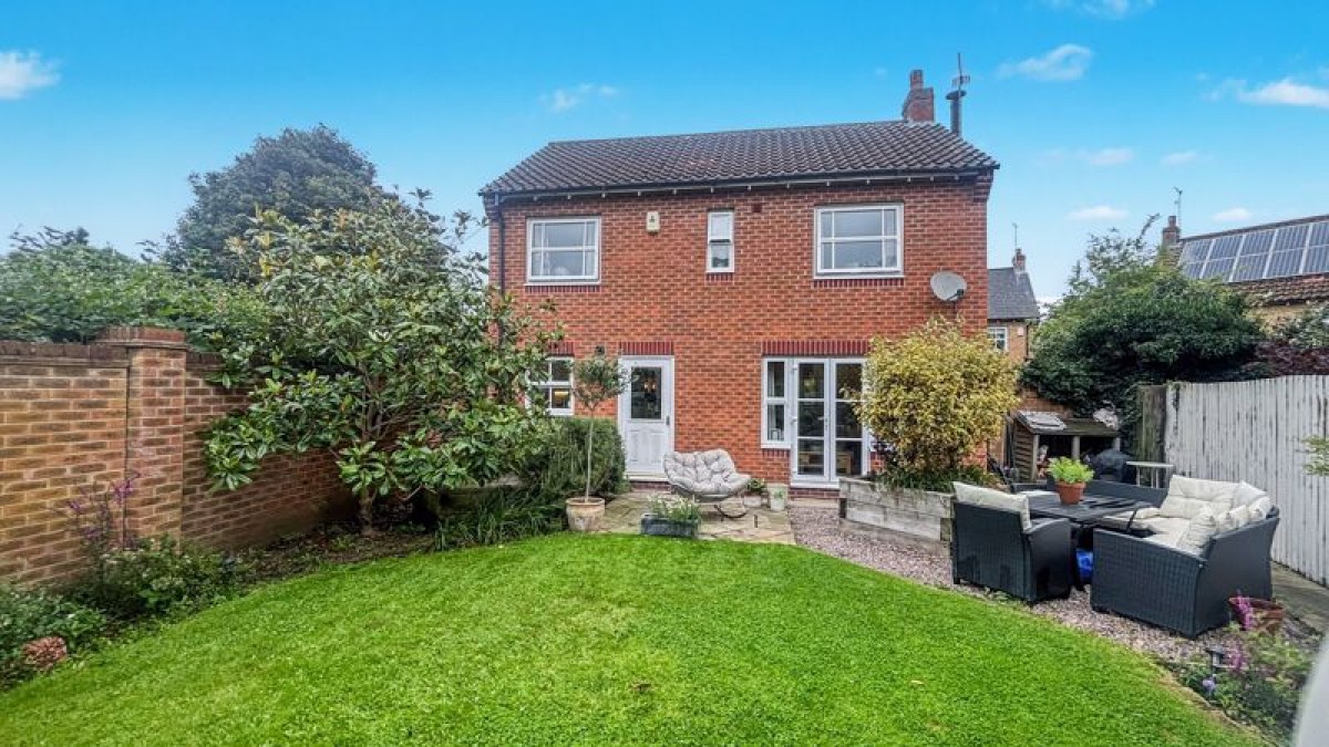 Images for Oak Tree Drive, Witham St. Hughs