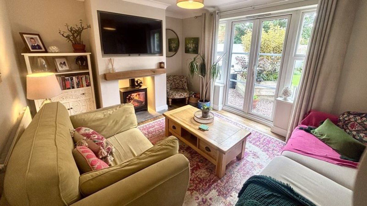 Images for Oak Tree Drive, Witham St. Hughs