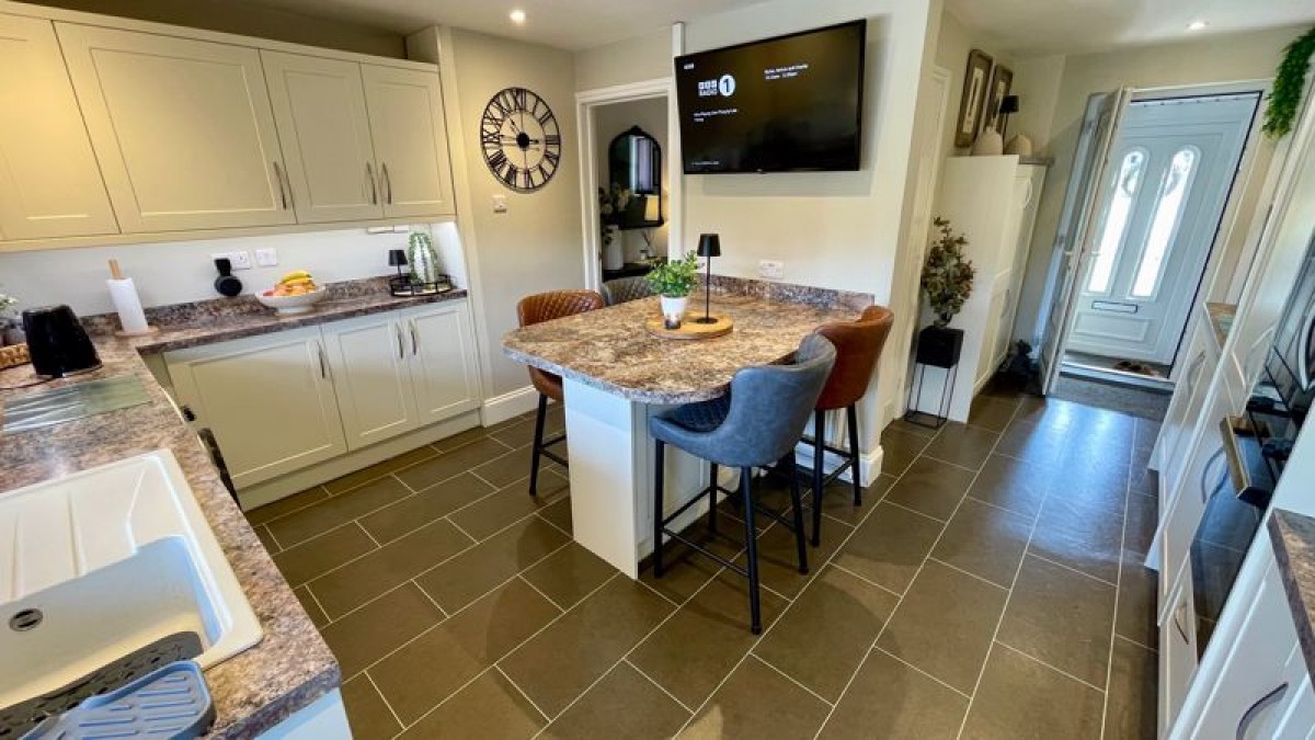Images for King Edward Crescent, Woodhall Spa