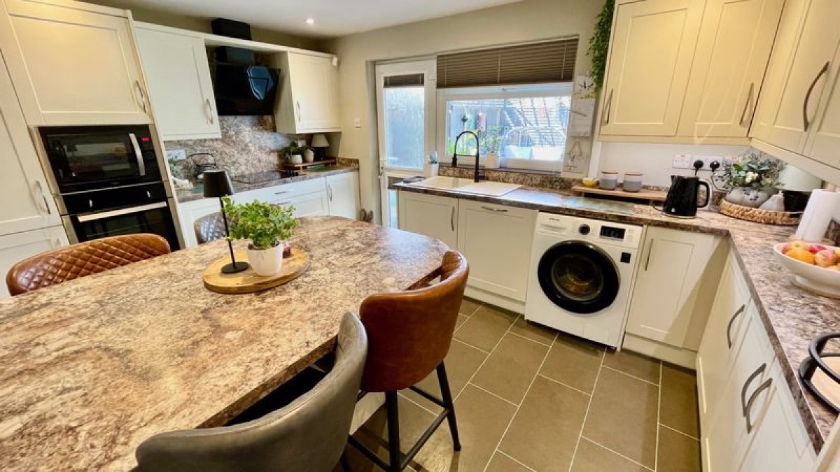 Images for King Edward Crescent, Woodhall Spa