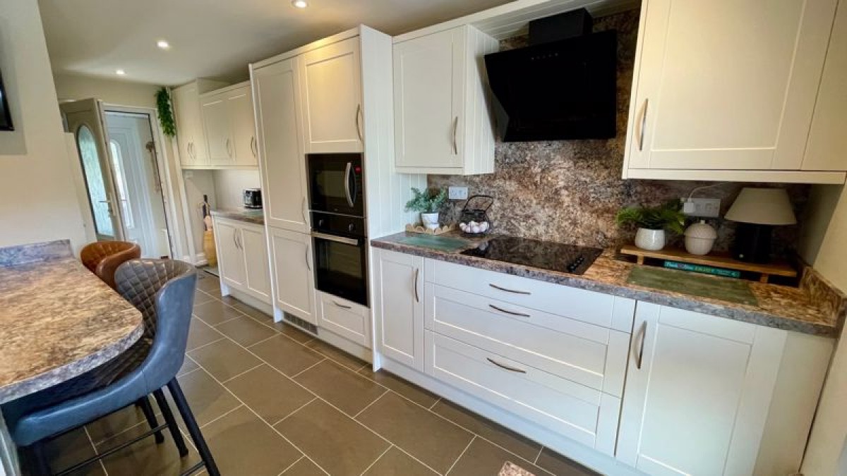 Images for King Edward Crescent, Woodhall Spa