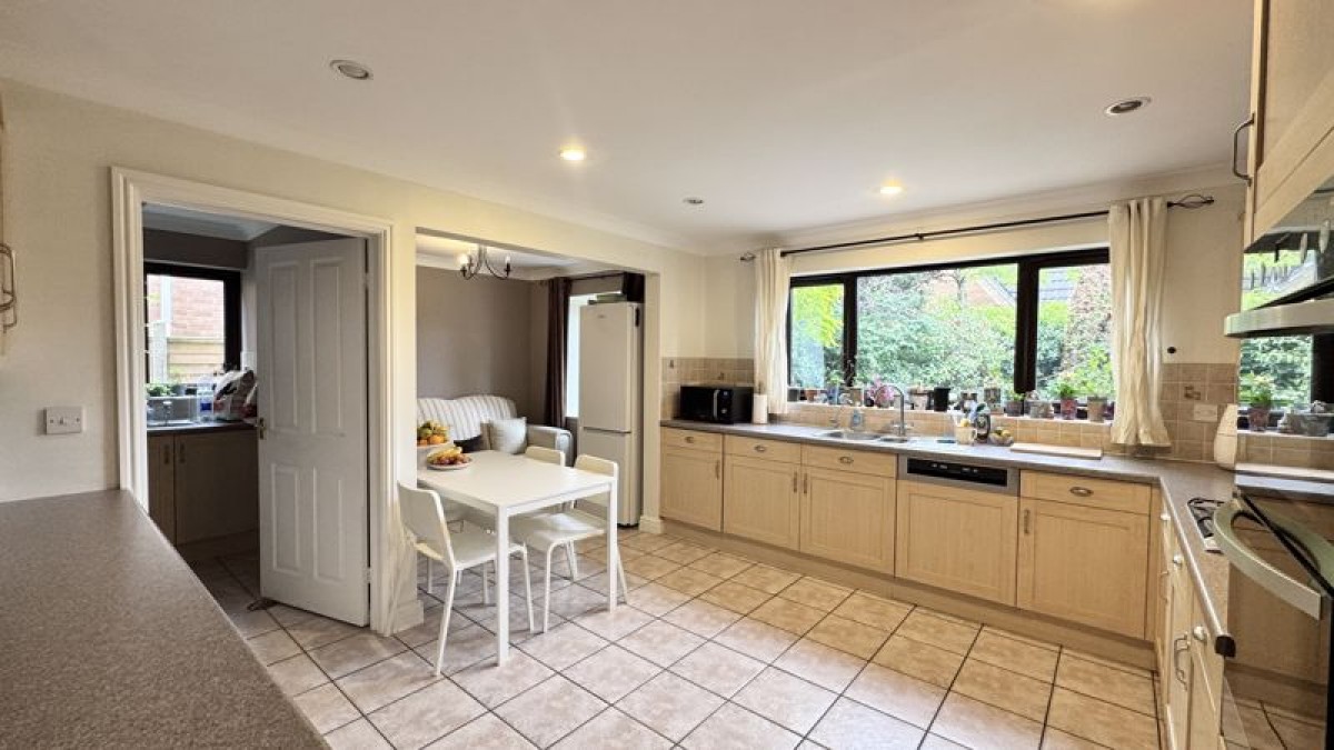 Images for Kings Way, Welton, Lincoln