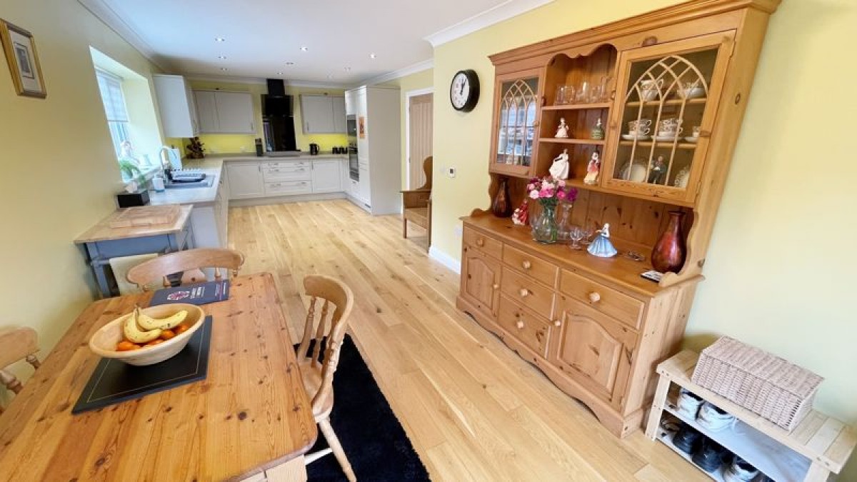 Images for Cheshire Lane, Witham St. Hughs, Lincoln