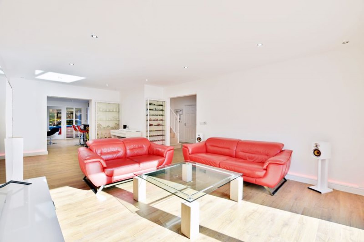 Images for Four Seasons Close, Dunholme, Lincoln