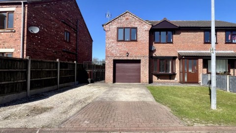 View Full Details for Maple Close, Brigg