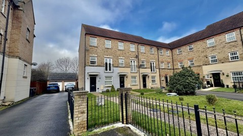 View Full Details for Squirrel Chase, Witham St. Hughs, Lincoln