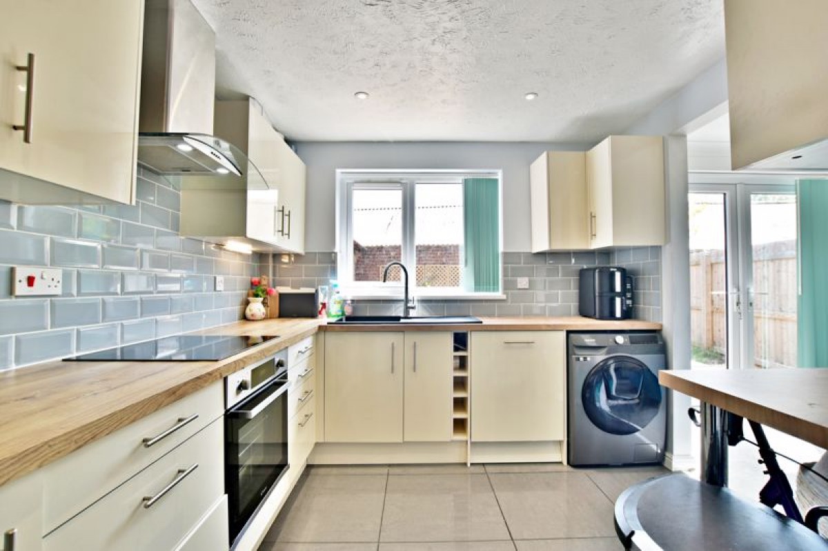 Images for Adelaide Close, Waddington, Lincoln