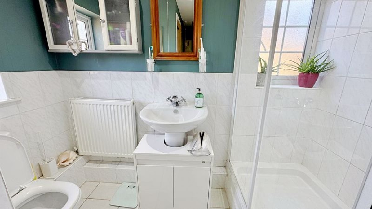 Images for Hall Farm Cottage, Main Street, South Scarle, Newark