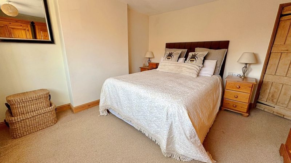 Images for Hall Farm Cottage, Main Street, South Scarle, Newark