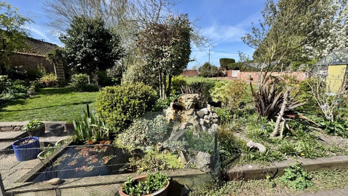 Images for Hall Farm Cottage, Main Street, South Scarle, Newark